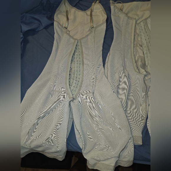 Faja Columbiana Compression garment/ shapewear- Mini - Picture 7 of 7